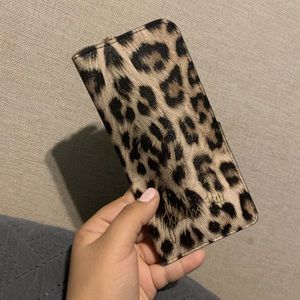 Quay round sunglasses (Jaclyn hill collab)